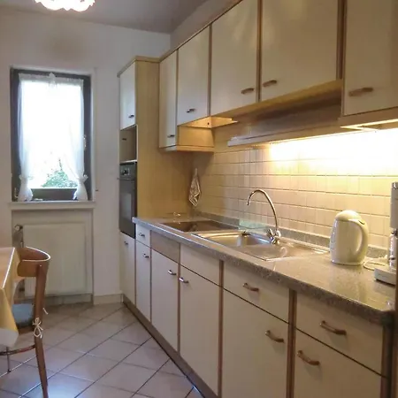 U-6582 With Fireplace 04 Apartment